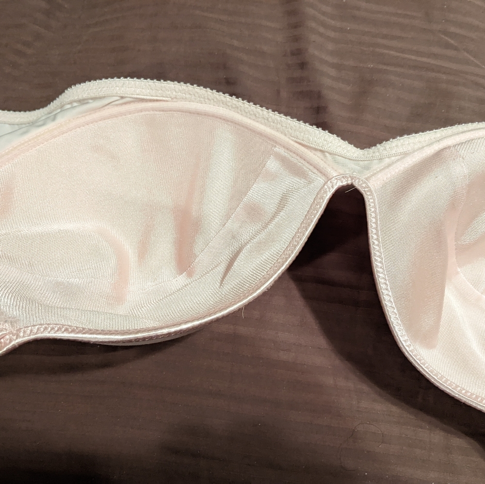 Bra - Picture 2 of 3